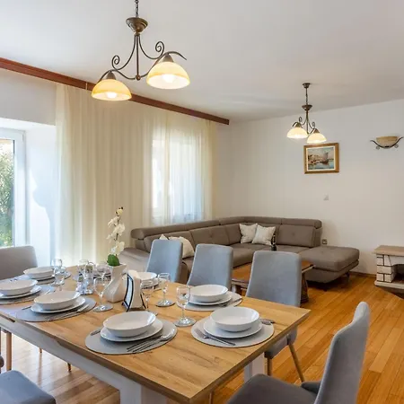 Lukata By Interhome