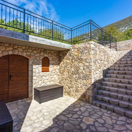Lukata By Interhome