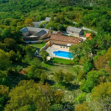 Ferienhaus Lukata By Interhome