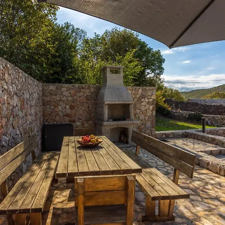 Lukata By Interhome Drivenik