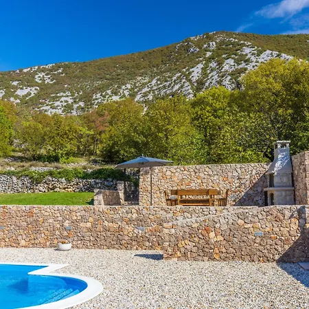 Lukata By Interhome Feriehus Drivenik