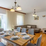 Lukata By Interhome