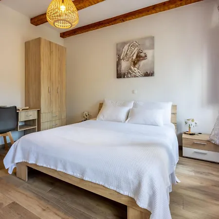 Lukata By Interhome Case de vacanță