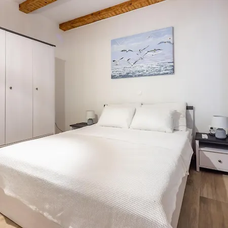 Case de vacanță Lukata By Interhome Drivenik