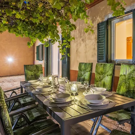 Case de vacanță Lukata By Interhome Drivenik