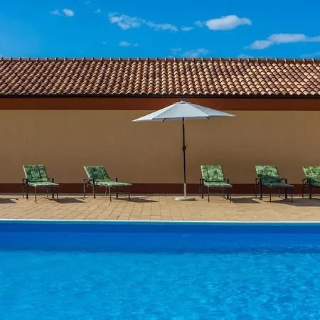 Lukata By Interhome Case de vacanță *