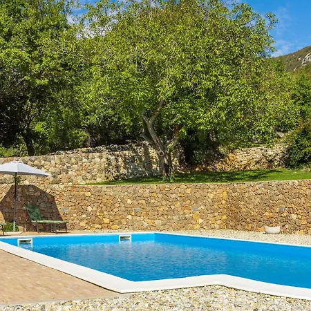 Lukata By Interhome Case de vacanță