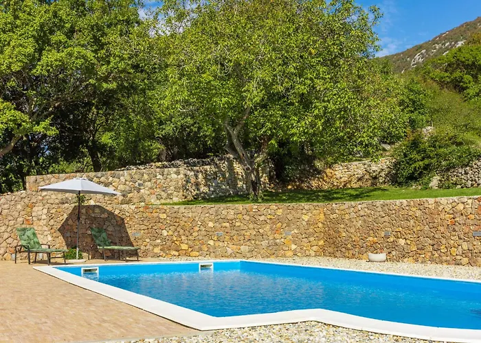 Lukata By Interhome בית נופש